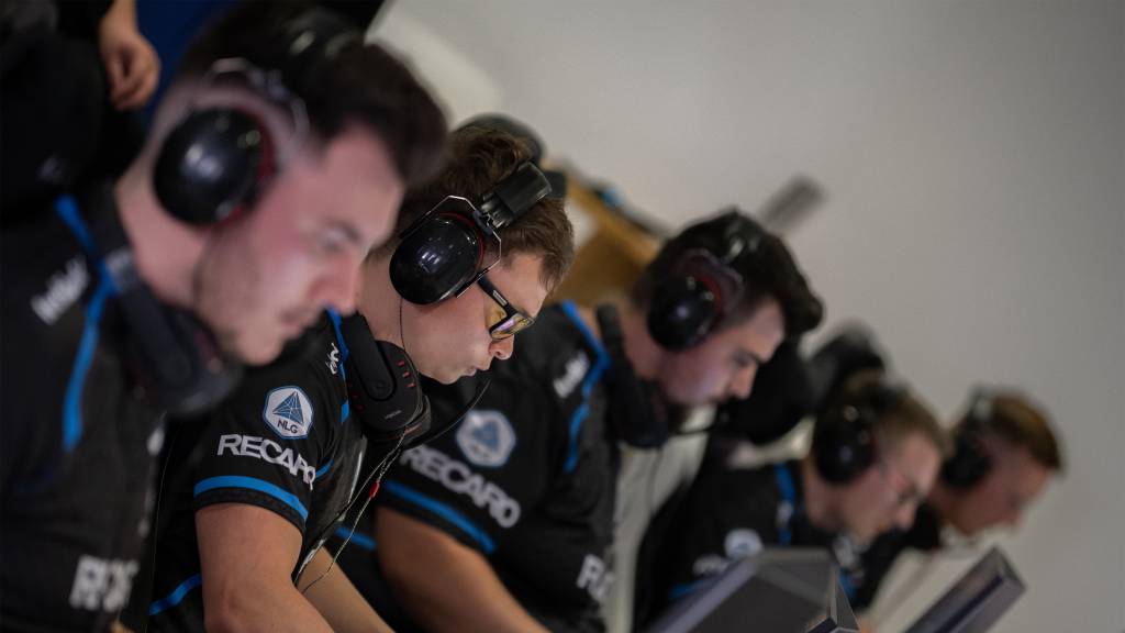 Il team di eSports No Limit Gaming è supportato da RECARO.