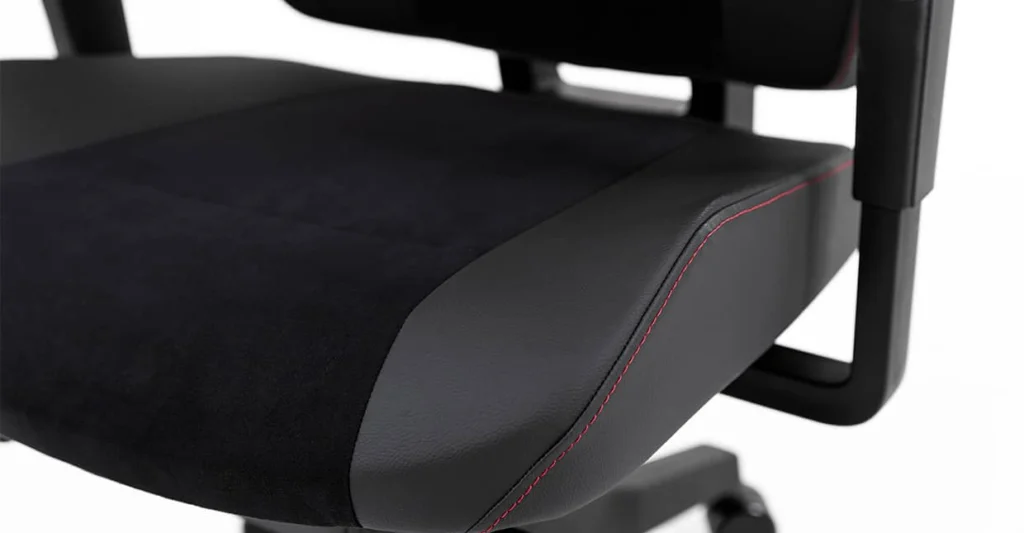 Customizable material combination
